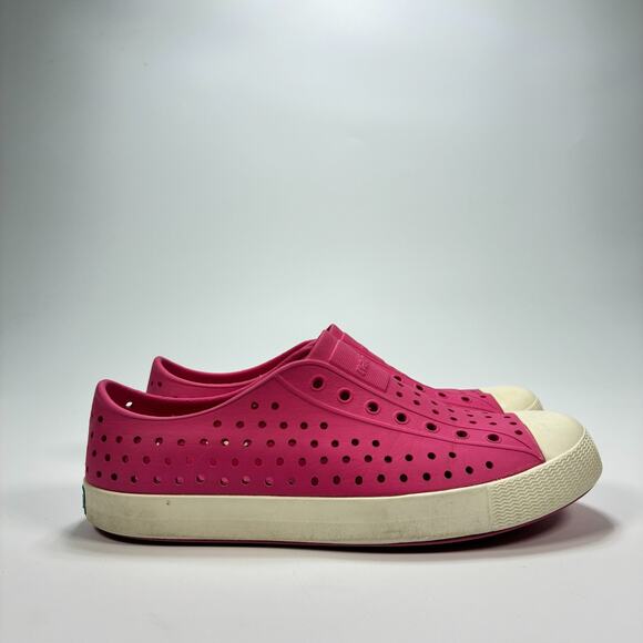 Native Jefferson Shoes Pink Perforated Slip On Casual Sandals Youth Girls Size 4 - Picture 1 of 9
